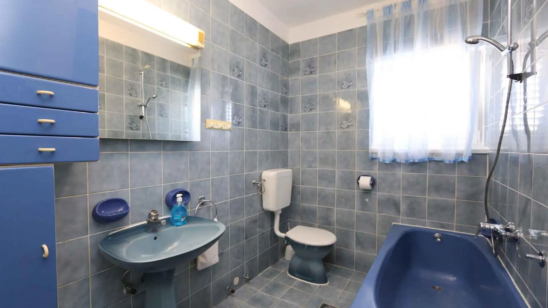 Apartment In Silo/Insel Krk 14599