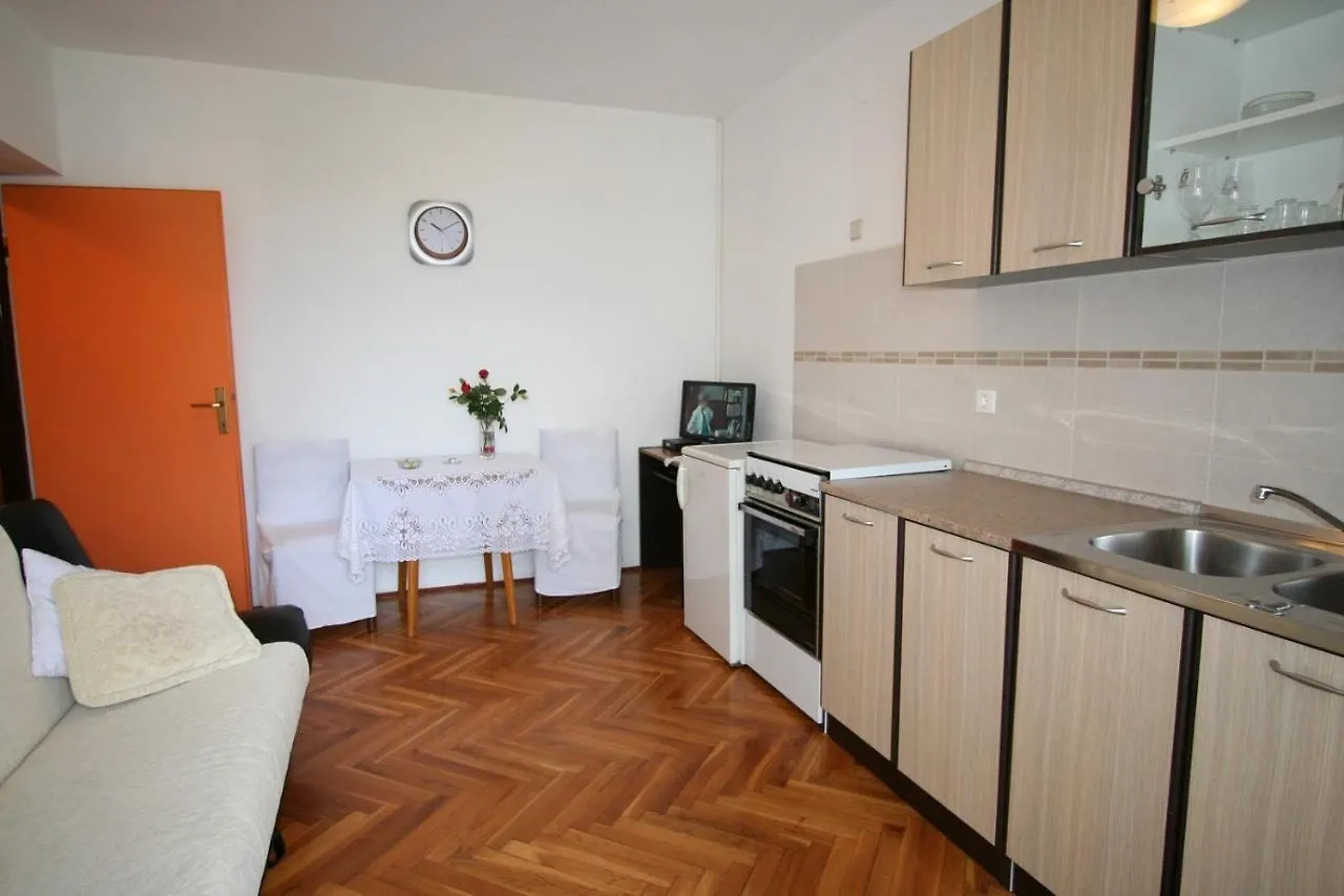 Apartment In Silo/Insel Krk 14599  Silo (Krk)