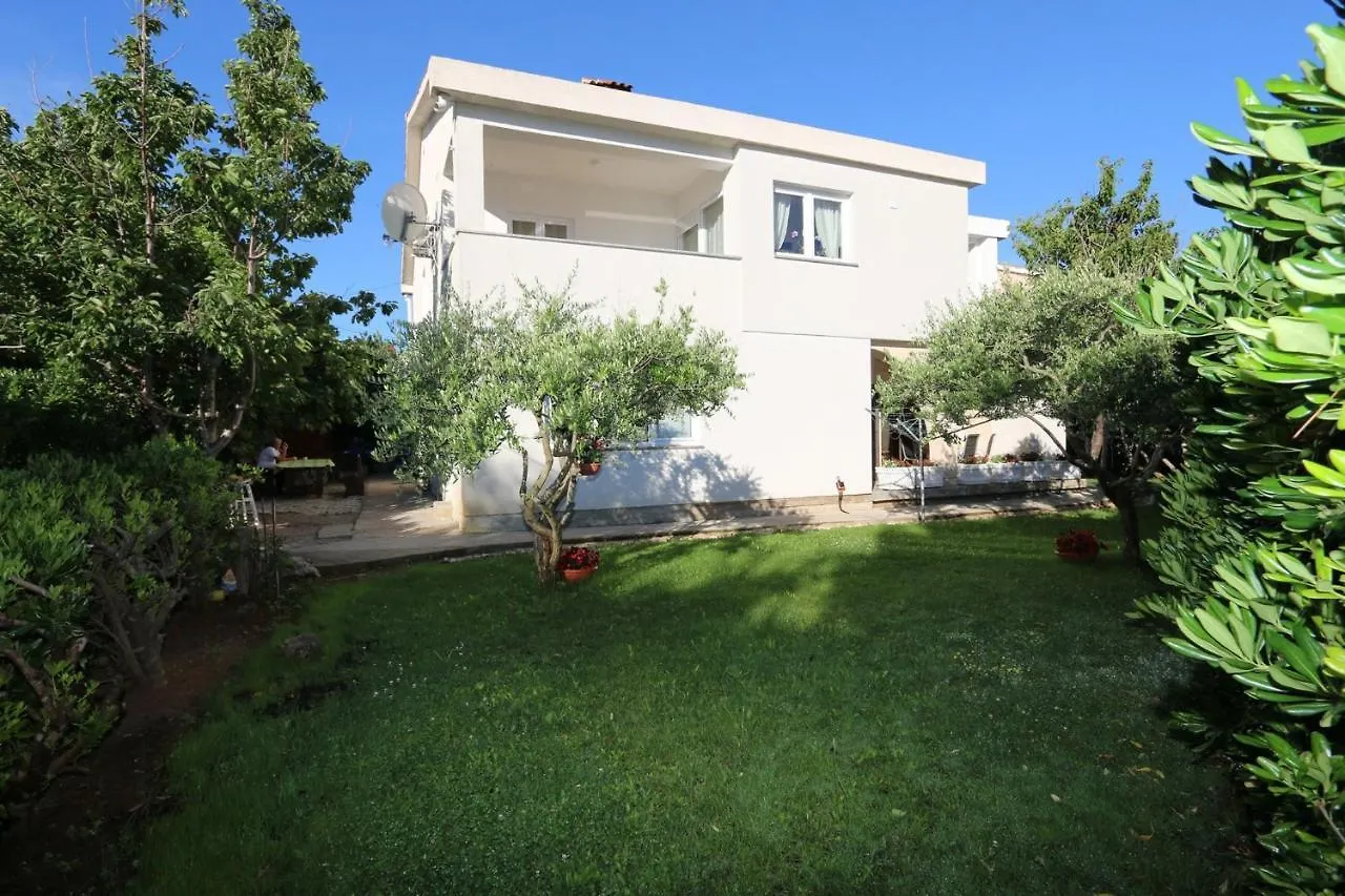 Apartment In Silo/Insel Krk 14599